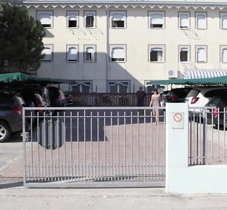 Fortuna Hotel